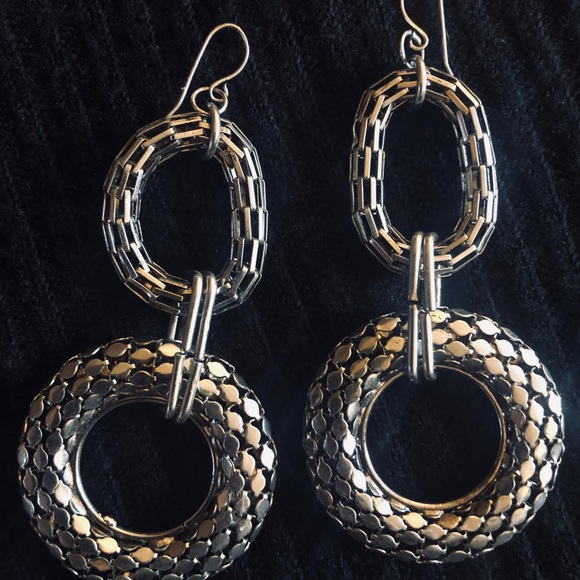 Vintage Jewelry - METAL CHAIN LINK Earrings w/ Chainmail Detail